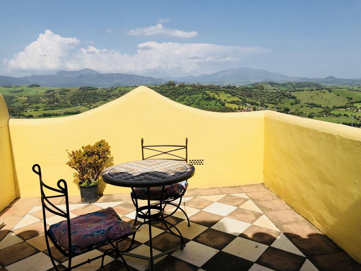 Hotel Casa Henrietta Jimena De La Frontera Esterno foto